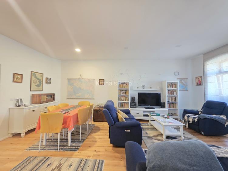 Apartament spatios in casa istorica, Centrul Vechi, Cristian - 2
