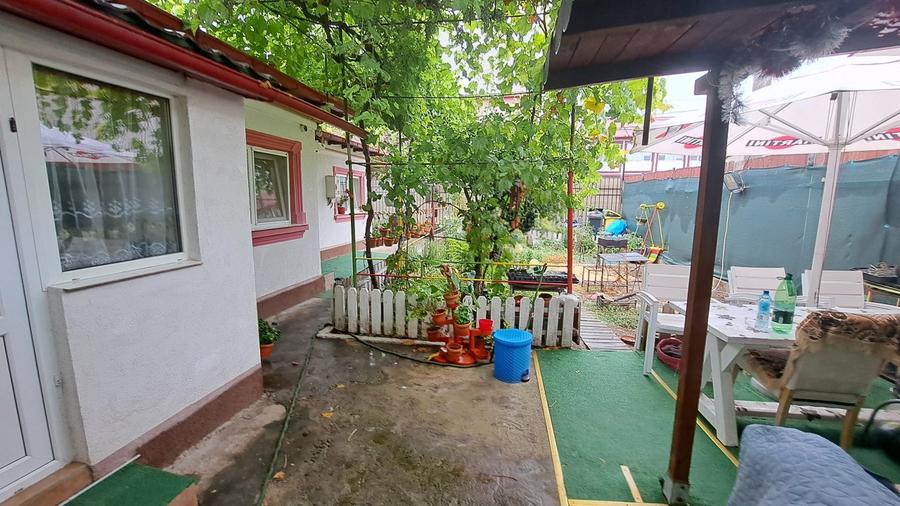 Casa cu teren situata in zona Coiciu-Trocadero