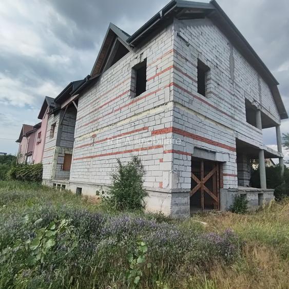 VILA Duplex 1400 m.p. Construiti si 1500 m.p. teren Domnesti - pentru Business - 3