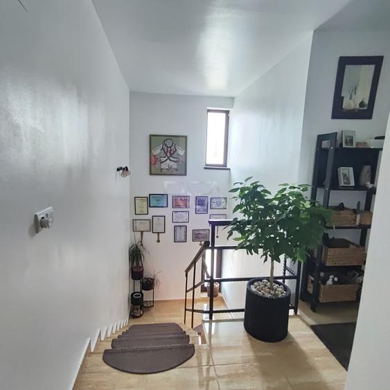 Casa duplex 4 camere - 2 bai - 200 mp teren, Bragadiru Cristalului