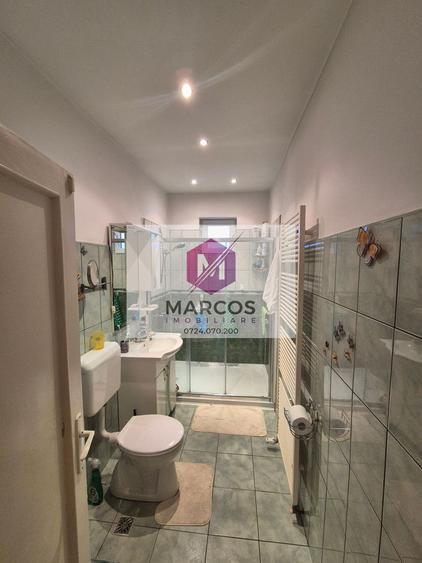 Vand casa 2 camere Moroasa