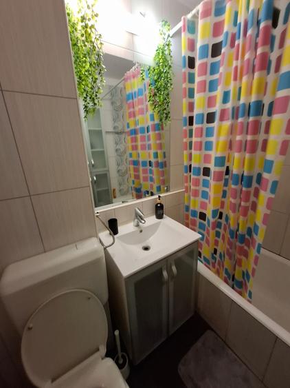APARTAMENT DE VÂNZARE CU DOUĂ CAMERE IN ZONA LACUL TEI SEC. 2