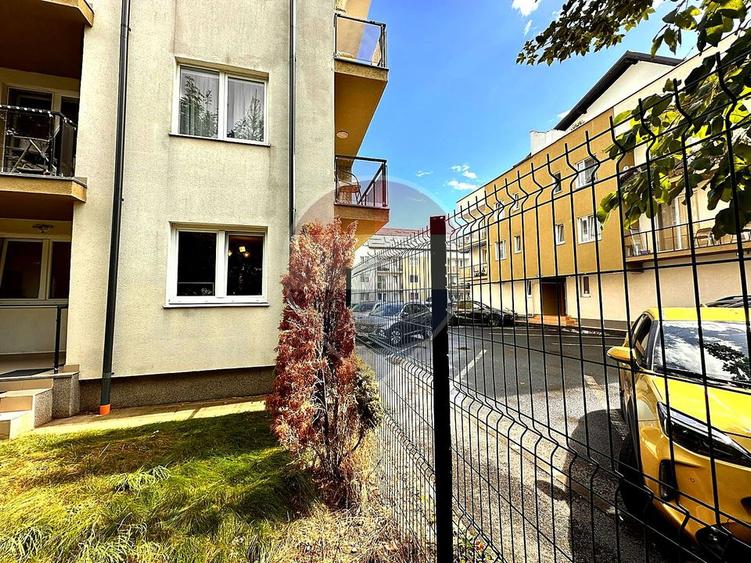 Studio cu grădină proprie și acces direct | Loc de parcare inclus