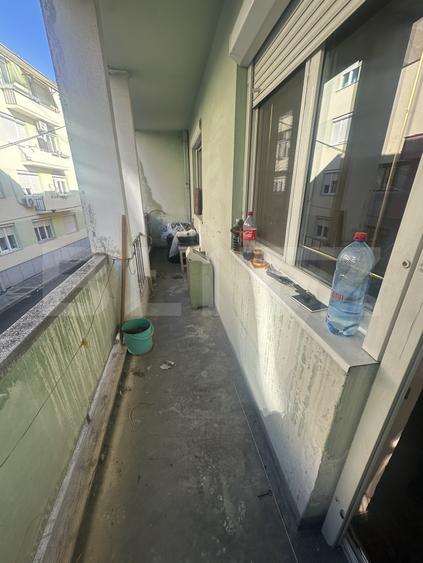 Apartament cu 3 camere, 60 mp, zona Centrala