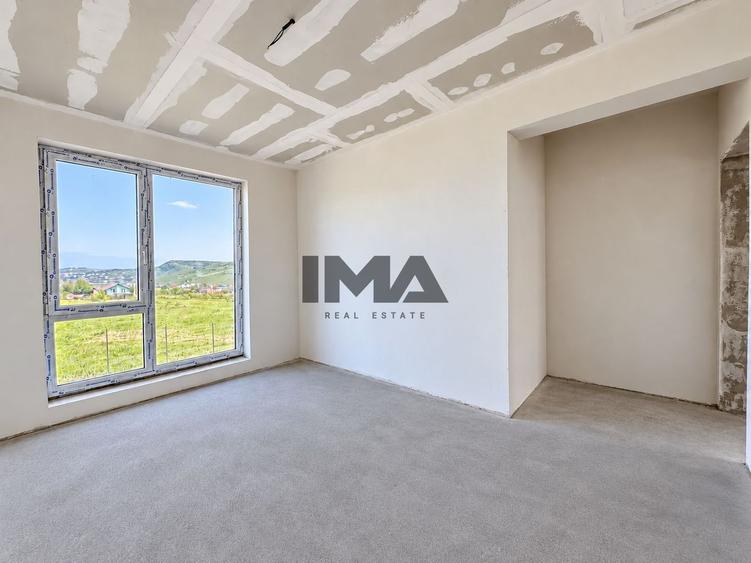 Casă individuală | 112 mp | Teren 400 mp | Parcare acoperită | Chinten