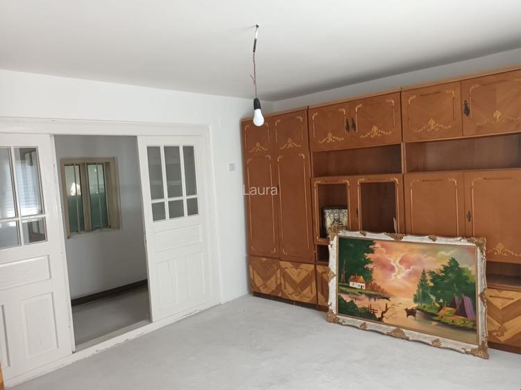 Casă renovată cu teren 786 mp de vânzare în centrul localității Cioranii de Jos - 7