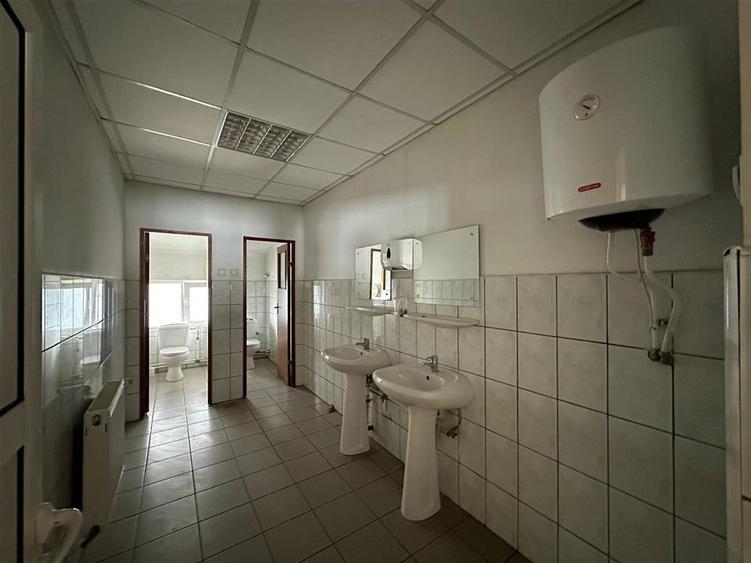 Spatii diverse sau 700mp, in spate la Iulius Mall