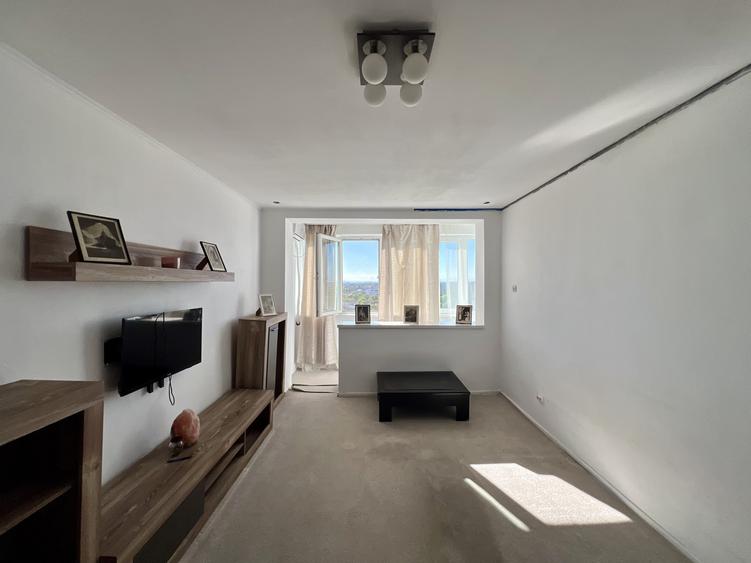 Apartament 3 camere, decomandat, 70 mp utili - zona Sagului
