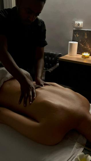 Parteneriat Afacere la Cheie – Salon Masaj în Liad Hotel
