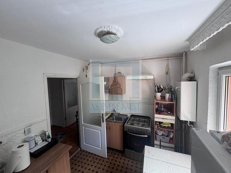 Apartament 2 camere de vânzare – Tractorul, str. Bronzului