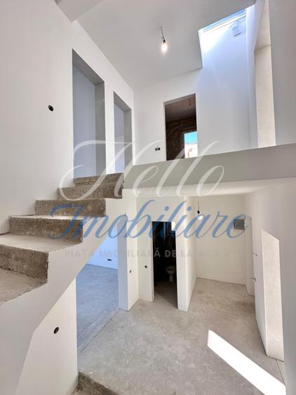 Duplex cu 4 camere, 180 mp, zona Tăuți