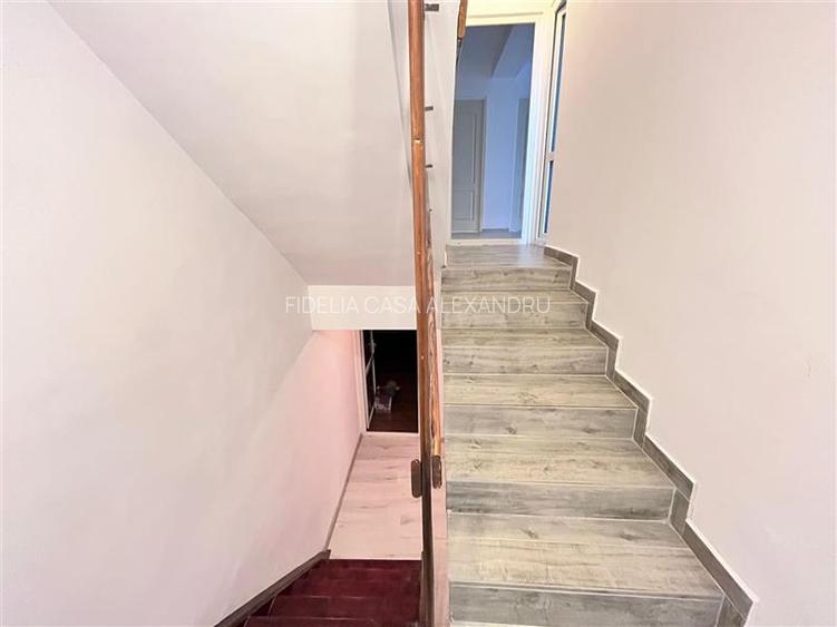 Apartament 3 camere, pe 2 nivele cu curte, in Bucium - 10