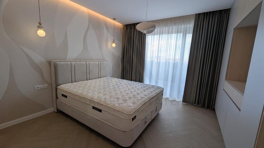 Penthouse premium 4 camere 120 mp utili terasa 88 mp zona Lazaret