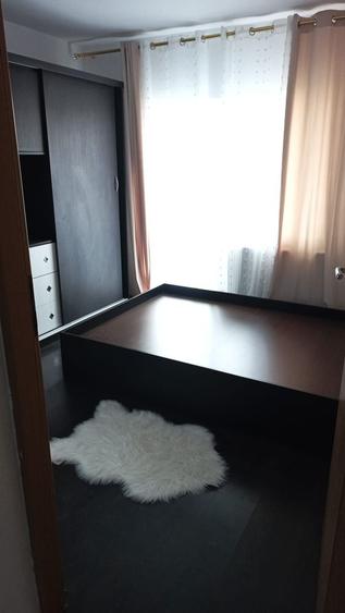 APARTAMENT CU 3 CAMERE ZONA LIPOVEI-Holdelor la 430 euro