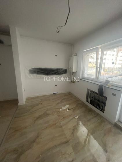 Apartament 3 camere decomandat, 35mp curte proprie, metrou Berceni - 3