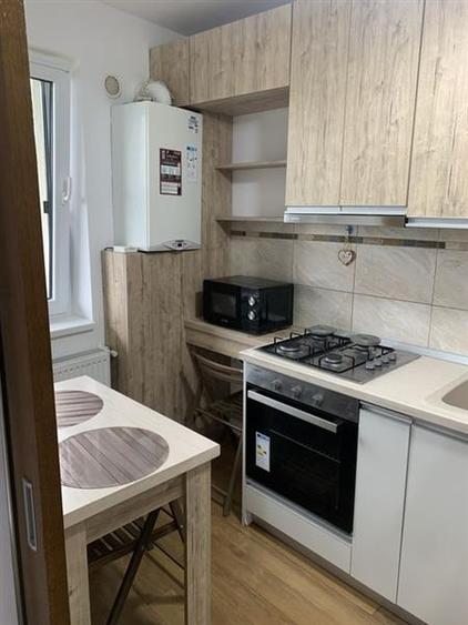 Apartament cu 2 camere si loc de parcare in Tractorul, Brasov
