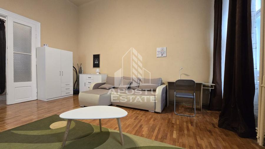 Apartament 2 Camere 64 mp, de inchiriat, Ultracentral, Semidecomandat