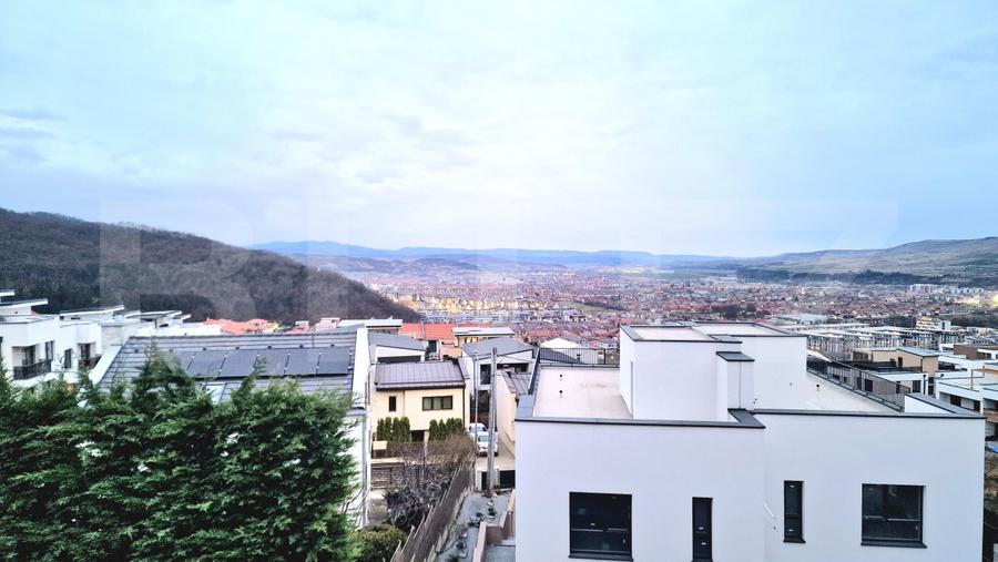Duplex 140 mp utili, teren 320 mp, zona Vivo