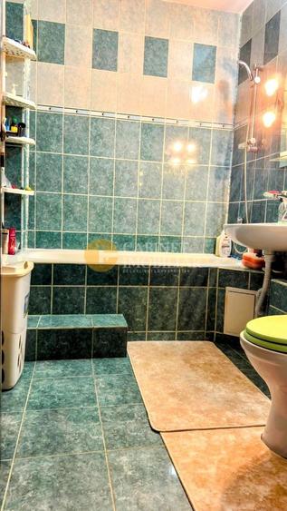 4 CAMERE DECOMANDAT + 2 BAI - 84 MP -Zona Galata