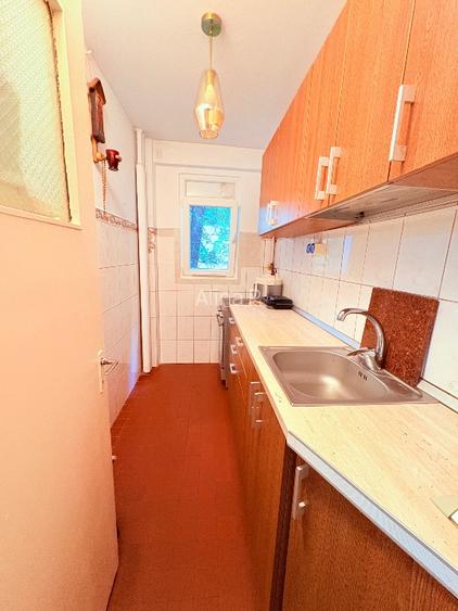 De vânzare apartament decomandat  - 7