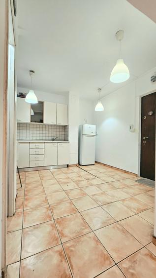 Tineretului - Str. Trestiana | Etaj 4/10 | 3 Camere | 0% Comision!