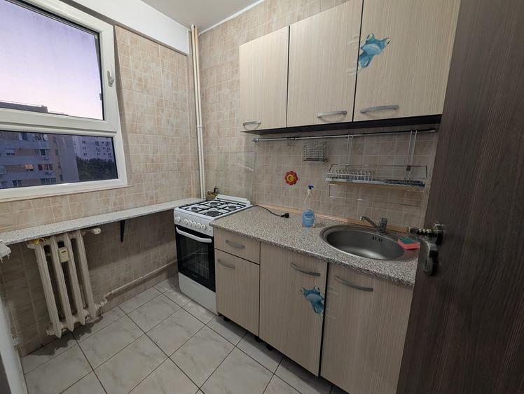 Drumul Taberei-Metrou Favorit  (Afi Cotroceni) Garsoniera