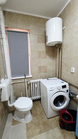 Garsonieră decomandată de închiriat – Bd. Lacul Tei | 36 mp | Parter