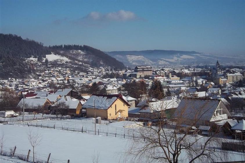 2 Vile/ Cabane situate in Gura Humorului, C-5270