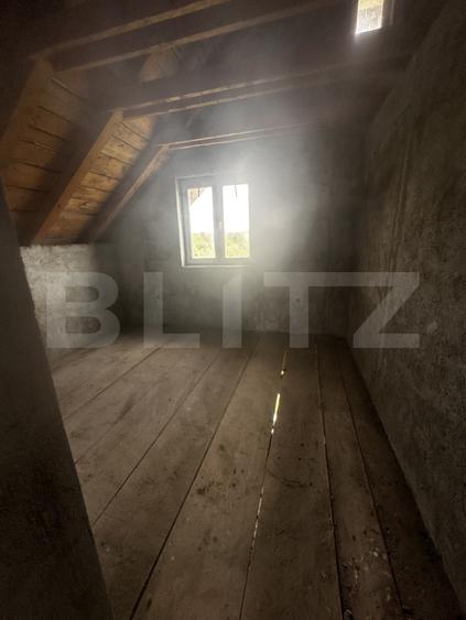 Casa de vanzare, semifinisata, zona Paulesti