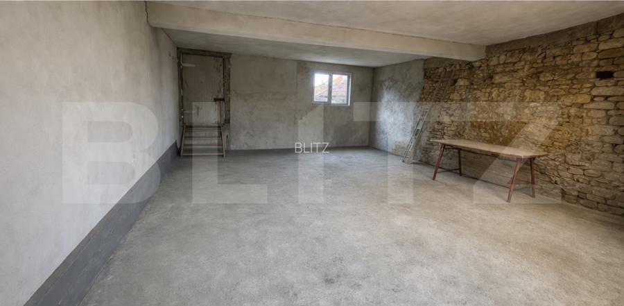 Casă în stil săsesc COMPLET renovată | 180 mp utili | 900 mp teren | Câlnic
