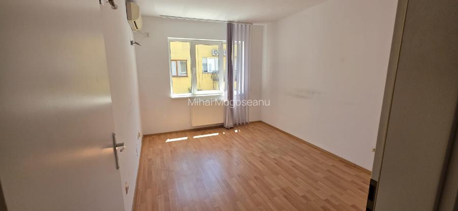 Vilă Premium cu 6 Dormitoare de Vânzare în Floreasca-Stradă Privată & Grădină - 3