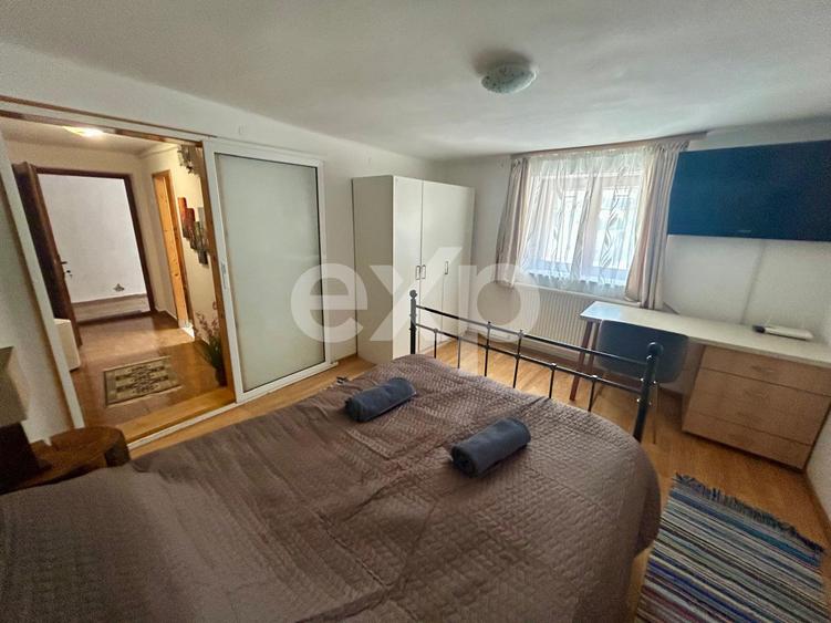 Garsonieră spațioasă de închiriat în Centrul Vechi – 300 Euro/Lună