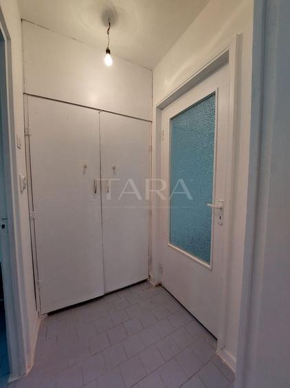 Apartament 2 camere renovat, etaj intermediar, Mănăștur.