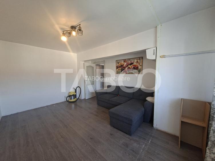 Apartament decomandat de vanzare 2 camere Strand etaj 4 acoperis - 16