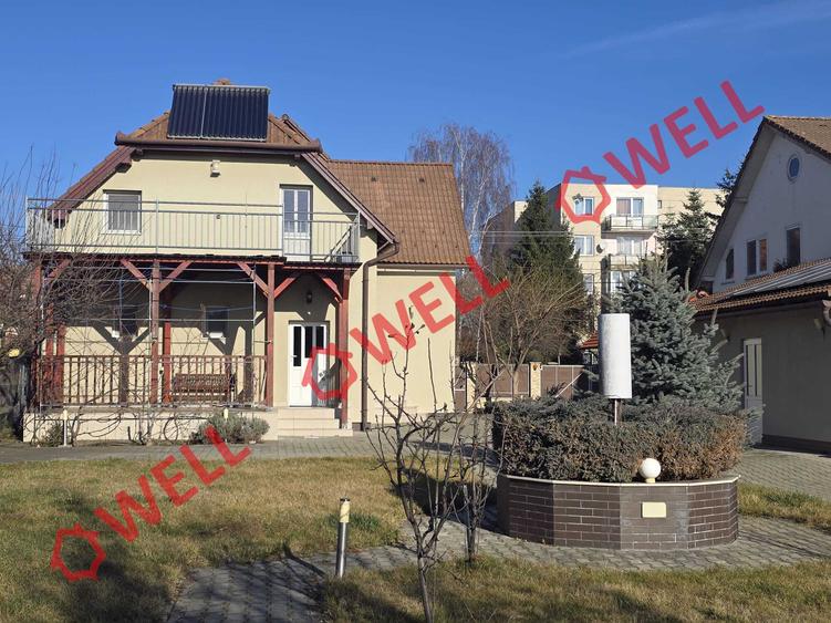 Casă modernă de vânzare în Târgu Secuiesc, pe strada Molnár Józsiás!