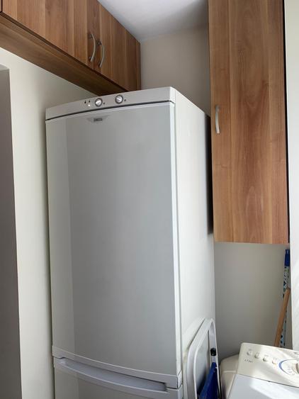 Apartament de 2 camere, decomandat, zona Calea Florești