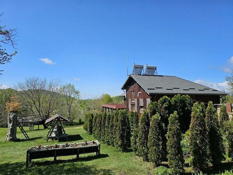 Pensiune in jud. Buzau, loc Ivanetu| Constructie lemn|Pozitionare impresionanta