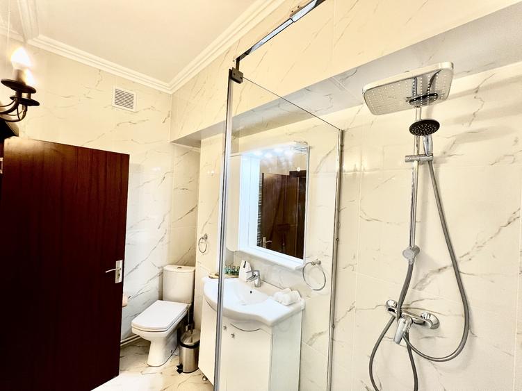 Apartament ultra-central , mobilat si utilat complet