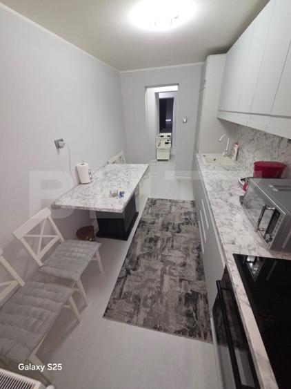Apartament 3 camere, 78 mp, zona Micro 12