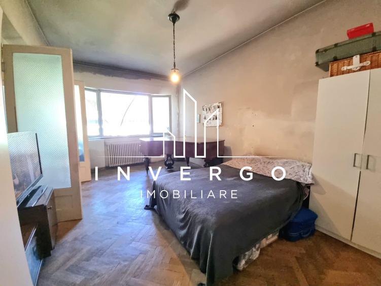 Apartament, 3 camere, de vânzare, în Centru