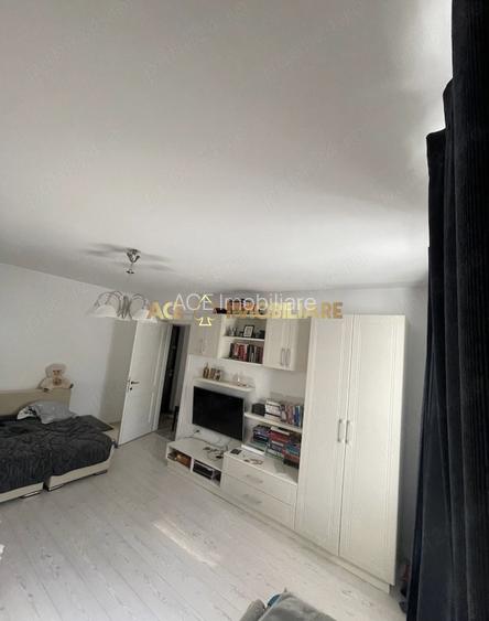 3 Camere de inchiriat | Veteranilor | Metrou | Cat friendly | 2 Bai - 2
