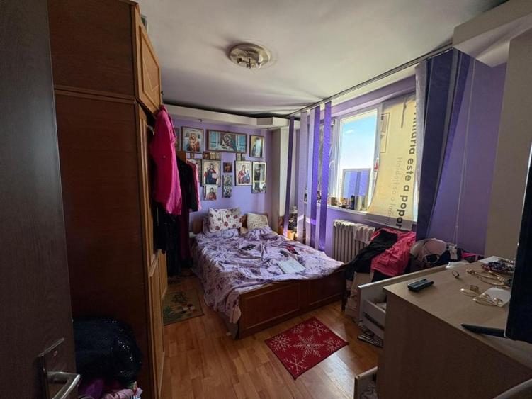 Vanzari Apartamente 4 camere Militari Lujerului