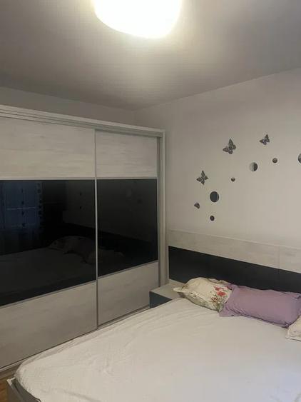 Apartament 2 camere, decomandat, 54 mp, balcon, zona Giurgiului