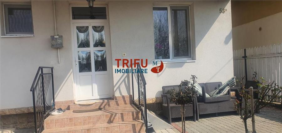 Casa tip duplex cu 3 camere zona Centru