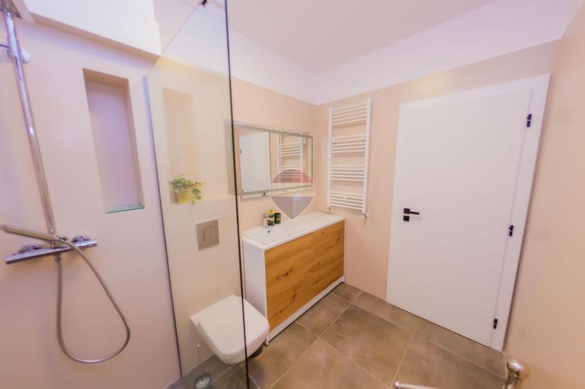 DE INCHIRIAT: Apartament PREMIUM cu 2 camere + pacare subterana