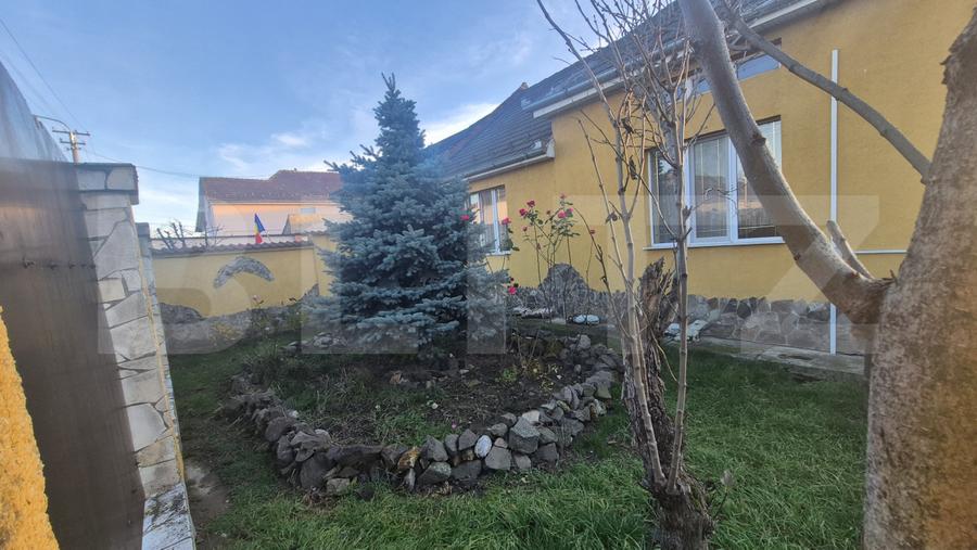 Casa 5 camere + Anexa, 225 mp, teren 364 mp, zona 14 Mai