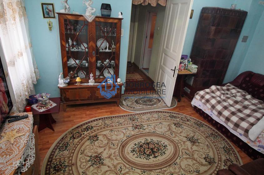ZONA CENTRALA-CASA 3 CAMERE,SUPRAFATA UTILA 125MP, TEREN 235 MP.