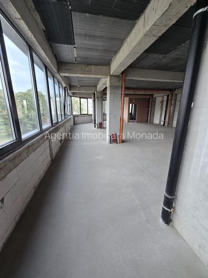 Cladire de inchiriat SPATIU COMERCIAL (clinica medicala , birouri , etc)