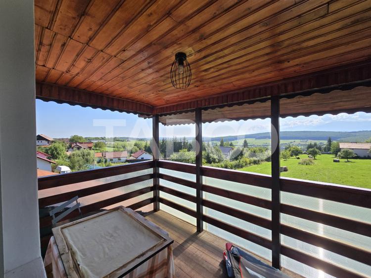 Casa de vanzare 3 camere 107 mp construiti 900 mp teren in Tocile