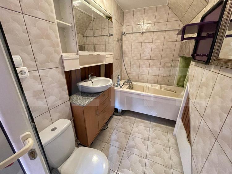 Casa de 210 mp, curte cu terasa, centrala termica, pretabil muncitori - 14
